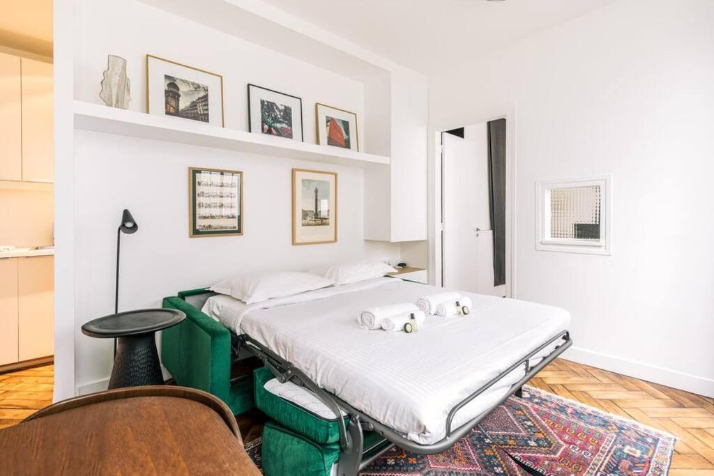 Bright Apartment In The 10Arr. - 4 People Parigi Esterno foto
