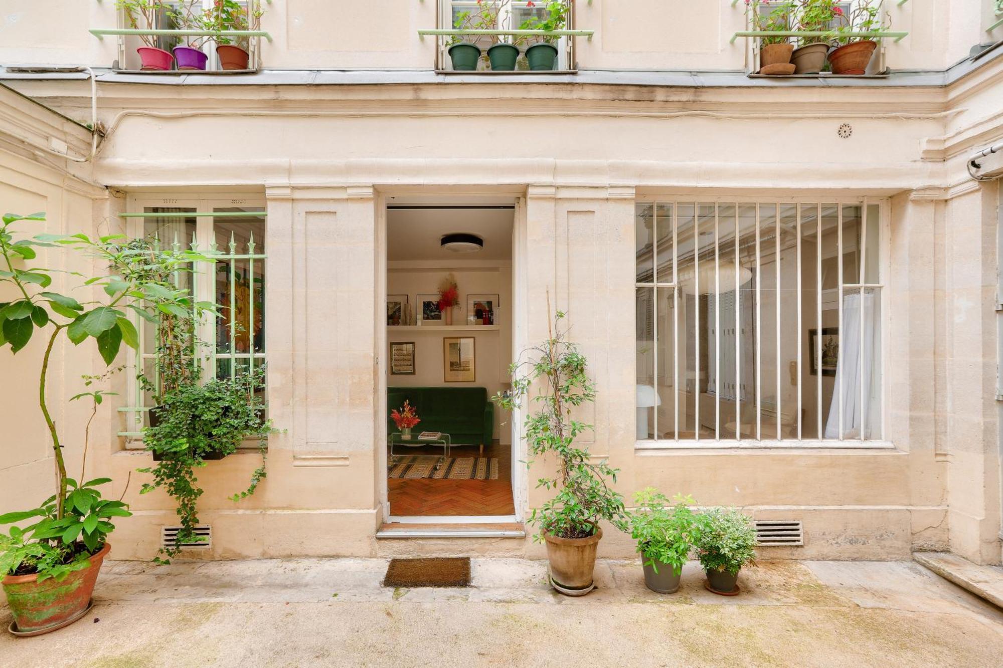 Bright Apartment In The 10Arr. - 4 People Parigi Esterno foto